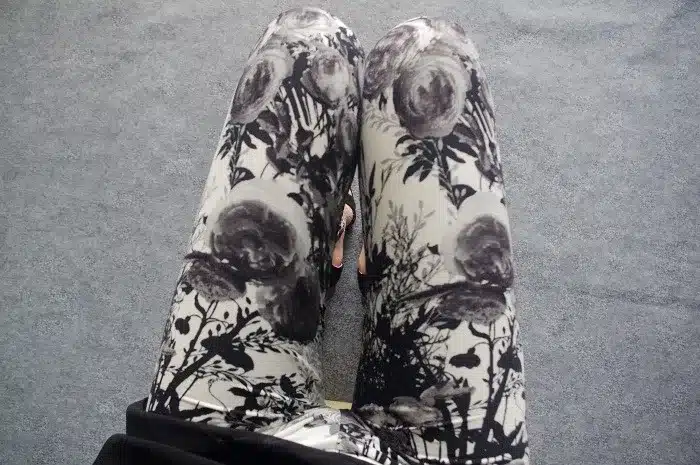 BIVIGAOS New Fashion Women Casual Cotton BRUSHED Black Milk Leggings Pants Female Elastic Plaid Graffiti Leggings Trousers Women 79