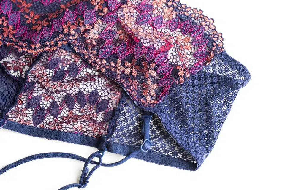CINOON 2017 Fashion Ultra-thin Front Closure Lingerie Sexy Floral Underwear Women Flower Lace Bra Set Wireless Women bralette 24