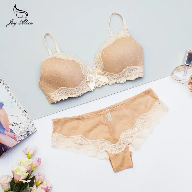 Wire Free 32-36 B C Women's Underwear set panties Lace Bra Set Intimate women Push Up brassiere women Cup lingerie Briefs Set 26