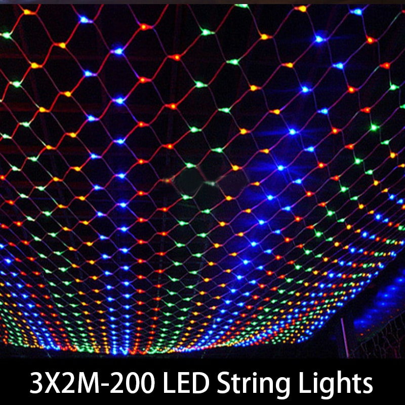 LED valgusvõrk 3x2 meetrit koos 200 LED-lambiga, kasutamiseks välistingimustes erinevate sündmuste ja pidustuste dekoratsioonina.