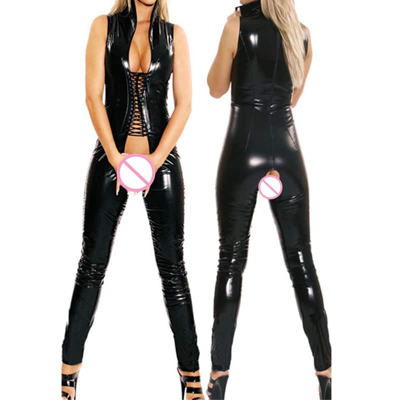 Erootiline must varrukateta jumpsuit avatud jalgevahega, valmistatud spandeksist ja kunstnahast.