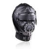 Nahast mask avatud suuga BDSM paaridele.