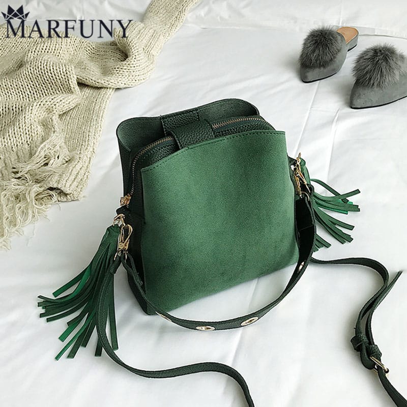 Väike must õlakott narmastega, vintage stiilis, naistele mõeldud crossbody kott, disaineri loodud.