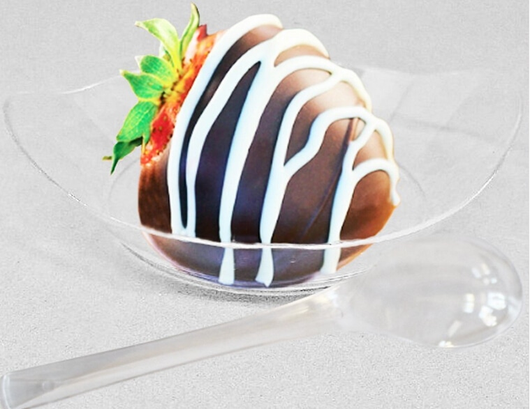 Ühekordsed väikesed plastmassist serveerimiskausid, 200 tk komplektis, sobivad magustoitude ja kookide serveerimiseks pidustustel ja pulmades.