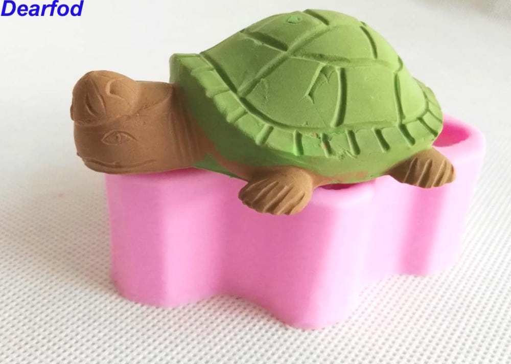 Kilpkonna kujuline silikoonvorm fondantile, seebi, küünla ja šokolaadi valmistamiseks ning tordikaunistamiseks.