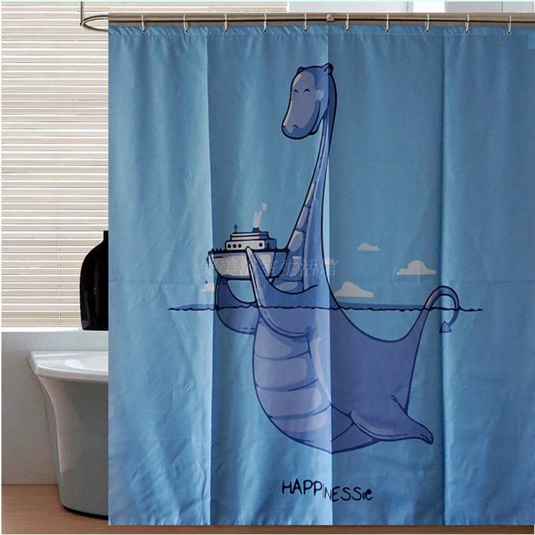 Armas sinine vannikardin multika Nessie motiiviga, valmistatud terylene materjalist, mõõtudega 180x180 cm.