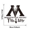 DCTOP "Ministry Of Magic - This Way" kleeps, naljakas veekindel seinakleebis kodu sisustuseks, eemaldatav ja isetegemiseks sobiv.