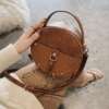 Ümmargune vintage-stiilis crossbody kott naistele, valmistatud puhastatud nahast, väikeste käekottide ja õlakottide kategooriasse kuuluv.