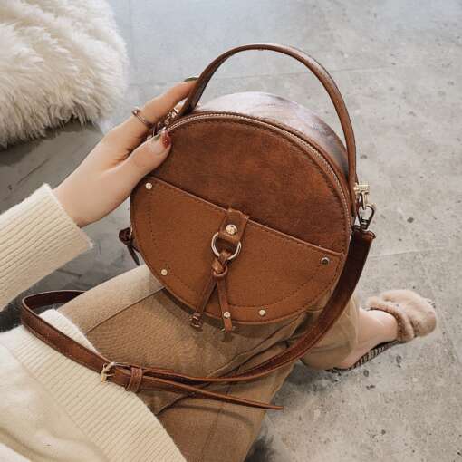 Ümmargune vintage-stiilis crossbody kott naistele, valmistatud puhastatud nahast, väikeste käekottide ja õlakottide kategooriasse kuuluv.