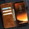 Musubo luksuslik nahast ümbris Samsung Galaxy S9 Plus ja teistele mudelitele, elegantses seismisfunktsiooniga disainis.