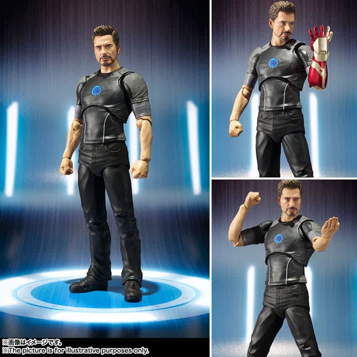 Realistlik Tony Starki figuriin Avengersi kostüümis, detailne ja täpne kujundus.