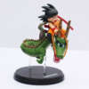 Dragon Ball Z figuriin, animeeritud tegelaskuju dünaamilises poosis, erksad värvid ja detailirohke disain.