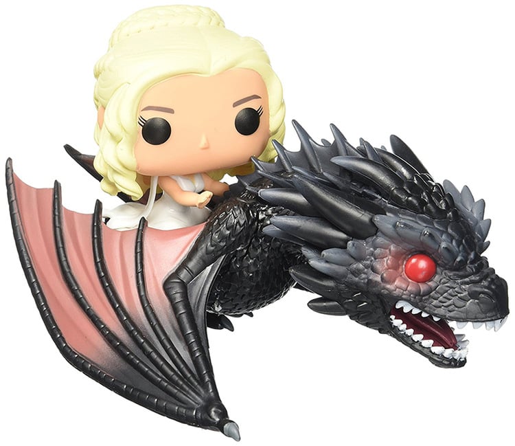 Daenerys Targaryen draakoni seljas