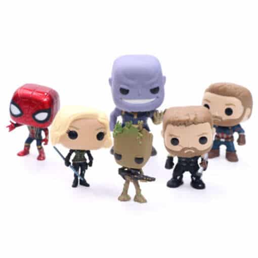 filmi "Avengers 3" figuriinid, sisaldab populaarseid superkangelasi nagu Raudmees, Kapten Ameerika ja Hulk