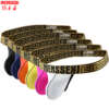 napid meeste stringid mustal taustal
