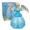 muusika ja tuledega tiivulised Anna ja Elsa mänguasjad valgel taustal