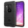 tumedad ümbrised motorola one zoomile mustas taustas
