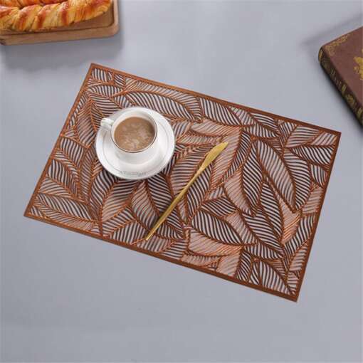 elegantne lehemustriline pvc lauamatt suurus 30 x 46 cm mittelibisev ja plekikindel