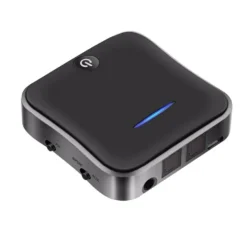 bluetooth 5.0 transmitter mustas korpuses valgel taustal