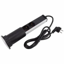 pistikupesa usb auguga alumiiniumsulamist kest kaks usb porti ja euroopa standardile vastav elektripistik