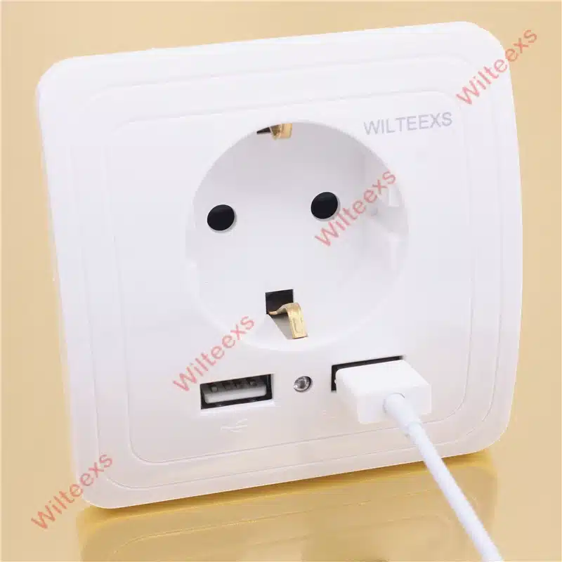 valge pistikupesa kahe USB pesaga