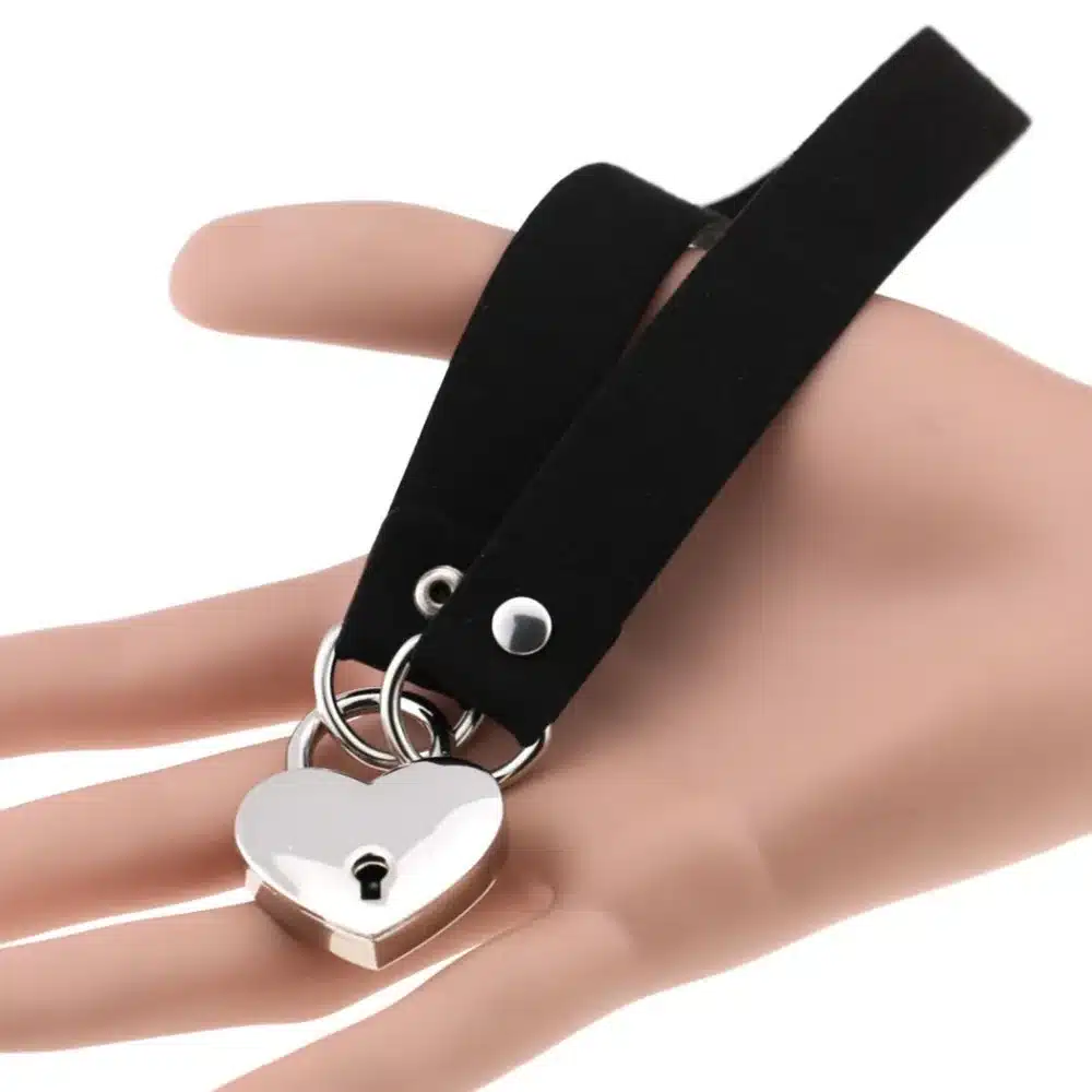 Todorova Gothic Punk Harajuku Heart Lock Velvet Leather Choker Necklace Choker Collar with Key Jewelry for Women Accessories 23