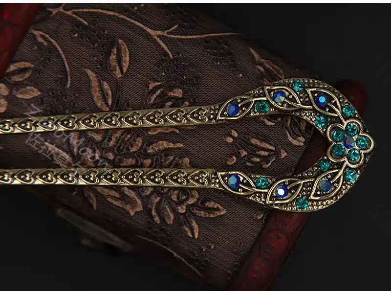 Antique Love Heart Hair Sticks Reliefs Floral Designs Leaves Crystal Rhinestone Chinese Style Hairpin Fashion Jewelry For Women 9