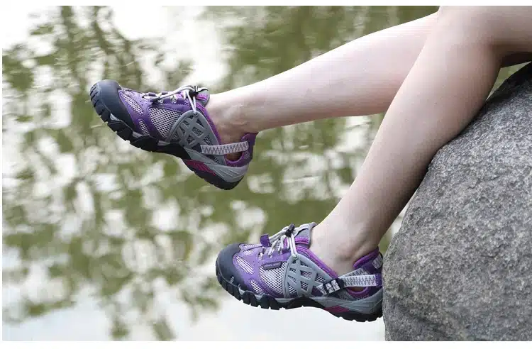 2017 Men Outdoor Sneakers Breathable Hiking Shoes Big Size Men Women Outdoor Hiking Sandals Men Trekking Trail Water Sandals 31