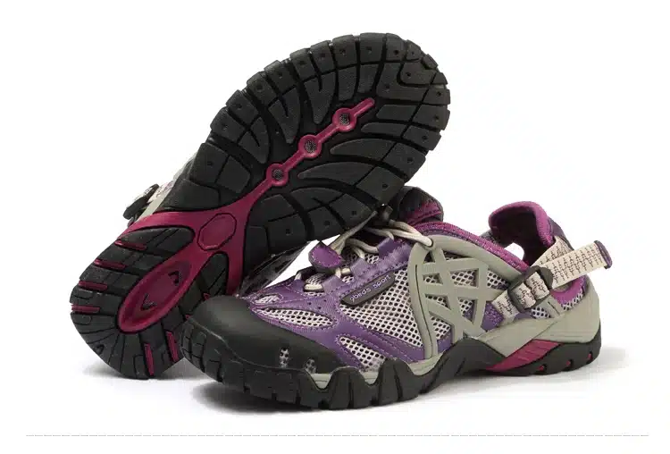 2017 Men Outdoor Sneakers Breathable Hiking Shoes Big Size Men Women Outdoor Hiking Sandals Men Trekking Trail Water Sandals 42