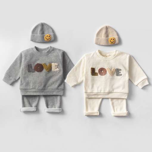"Love" kirjaga komplekt