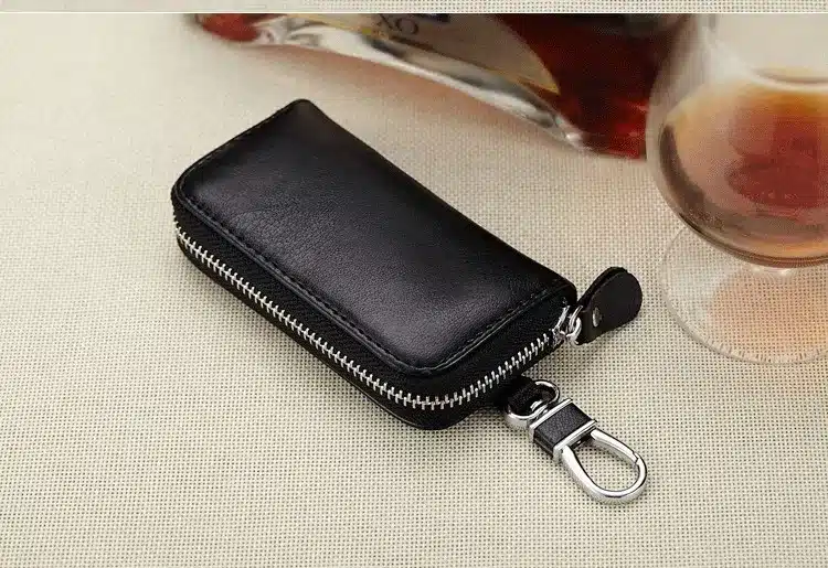 New arrival Genuine leather Men key holder organizer multifunctional women key case wallet ladies Housekeeper 27