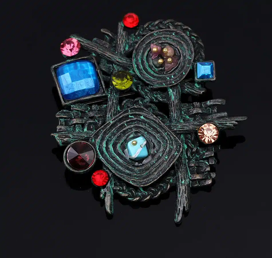 MloveAcc Multicolor Stone Scarf Clip Vintage Brooches for Women Antique Ethnic Retro Irregular Geometric Brooch Jewelry 18