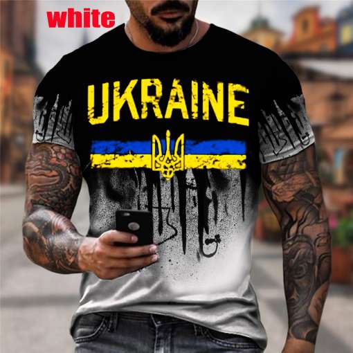 must T-särk Ukraina lipu ja kirjaga