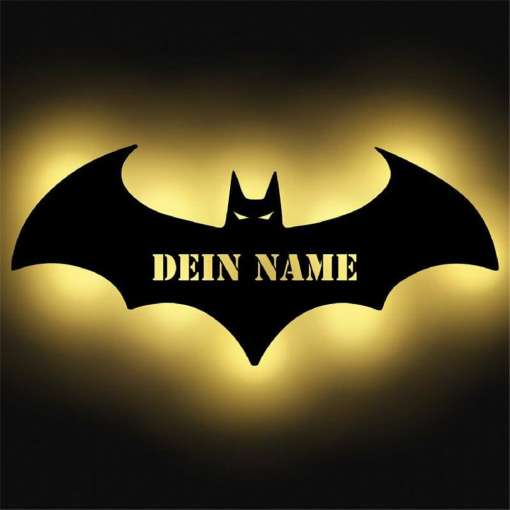 nahkhiirekujuline LED lamp, millel on personaliseeritav nimi