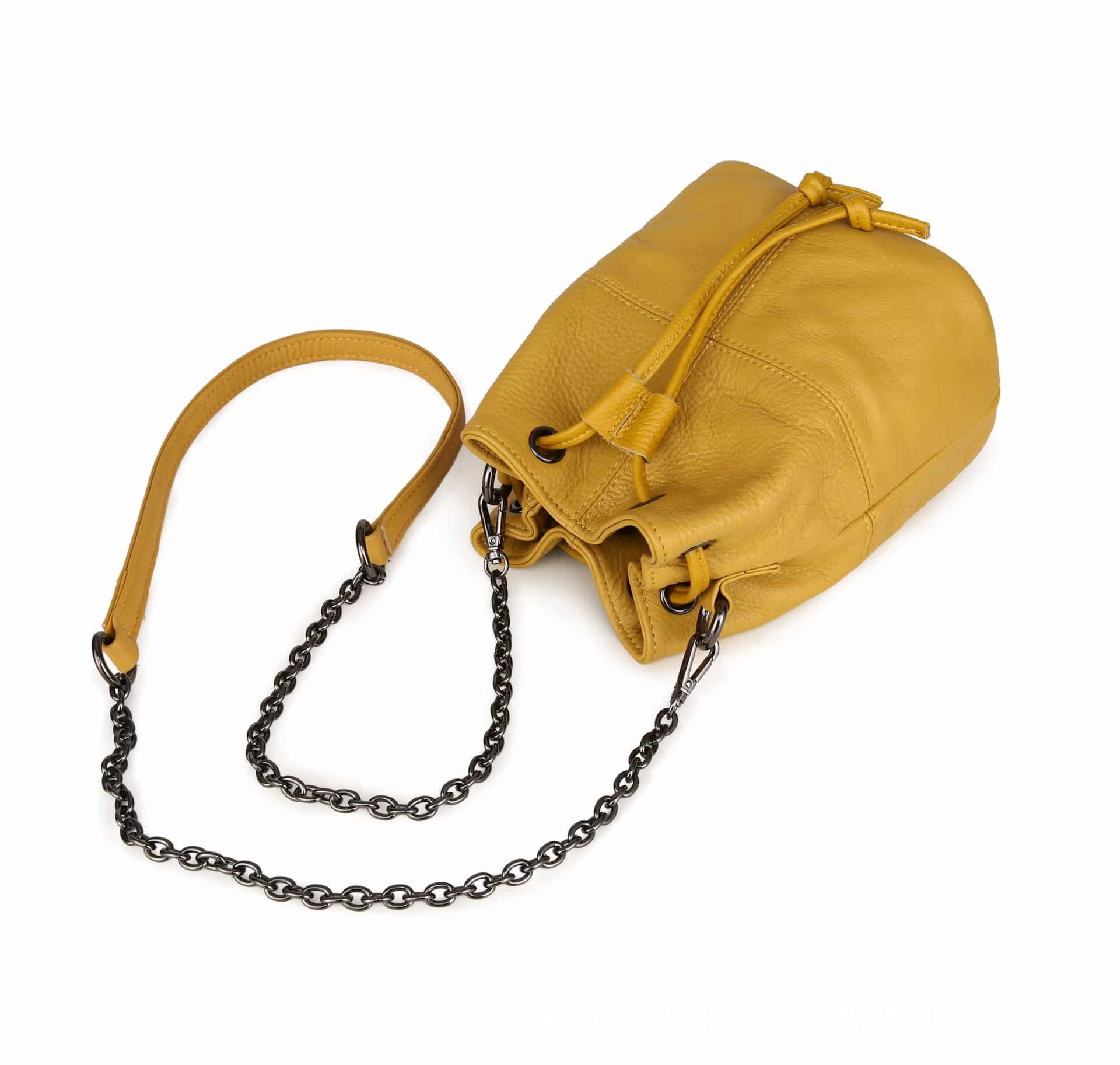 kollane nahast bucket kott metallist ketiga