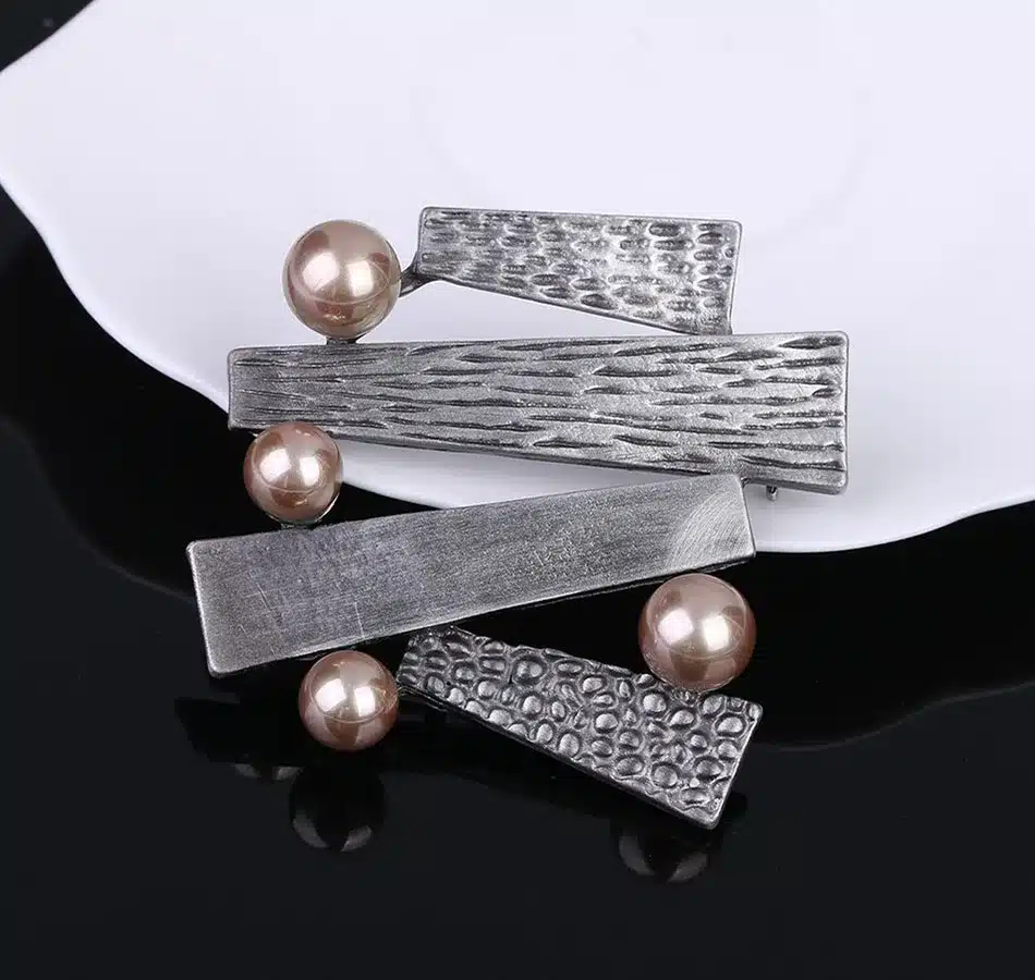 Mloveacc Brand Antique Metal Simulated Pearls Brooches And Pins For Women Fashion Boho Geometric Brooches Jewelry 21