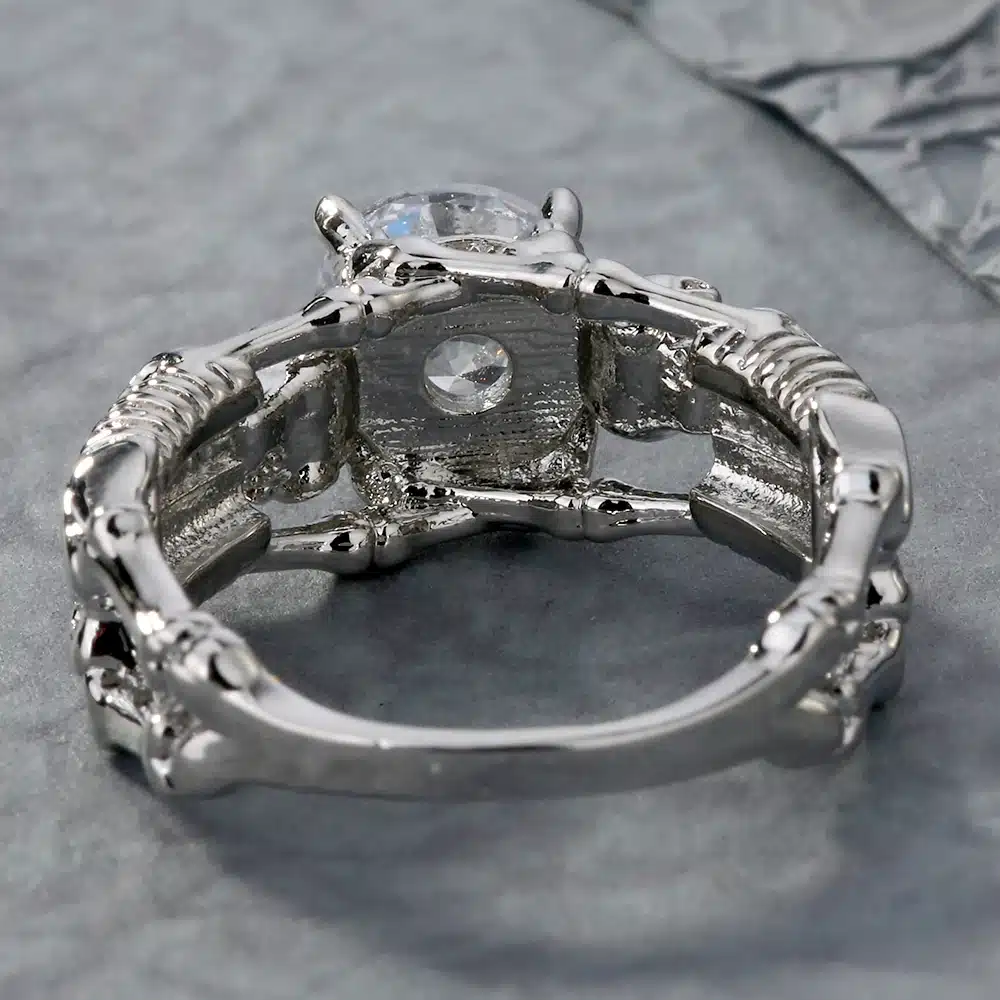 UFOORO Ghost evil Skull skeleton Hand CZ Ring European and American Punk style Motor Biker Men Ring 2017 new skull men's jewelry 18