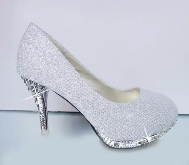 2016 Glitter Wedding Shoes Bridal Evening Party Crystal Red Bottom High Heels Women Shoes Sexy Women's Pumps Bridal Shoes 19