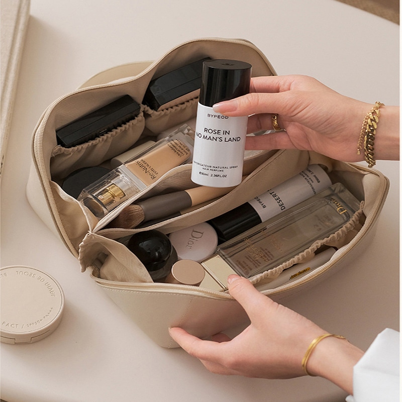 2022-New-Ins-Large-capacity-Portable-Girl-Makeup-Bag-Women-Cosmetic-Bag-Toiletries-Organizer-Female-Storage-1 – saadaval Tootemaailm e-kaubamajas