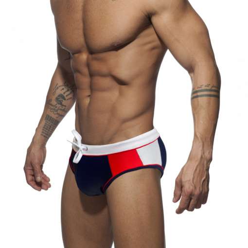 High-Quality-Sexy-Mens-Swimwear-Summer-Low-Waist-Bathing-Suit-Bulge-Pad-Beach-Swimsuit-Fashion-Male-4 – saadaval Tootemaailm e-kaubamajas
