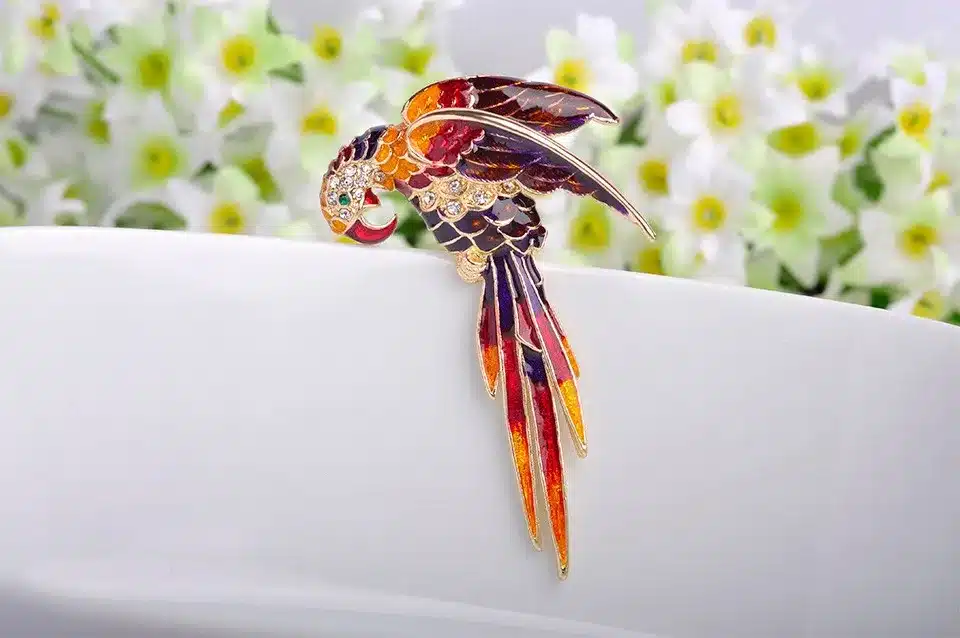 Nice Red Birds Brooch Pin Perfect Enamel Brooches women Birthday Gift Broche Gold Brooches Pins Broches Women Hijab Accessories 27