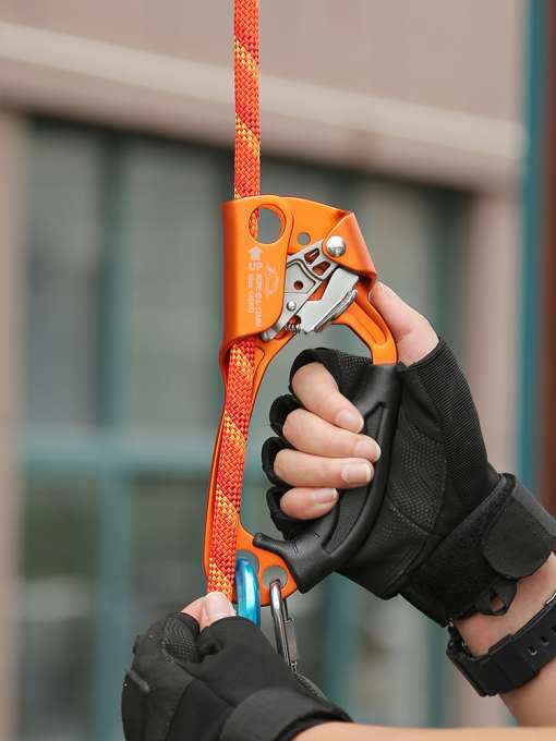 Outdoor-Rock-Climbing-SRT-Professional-Hand-Ascender-Device-Mountaineer-Handle-Ascender-Left-Hand-Right-Hand-Climbing-2 – saadaval Tootemaailm e-kaubamajas
