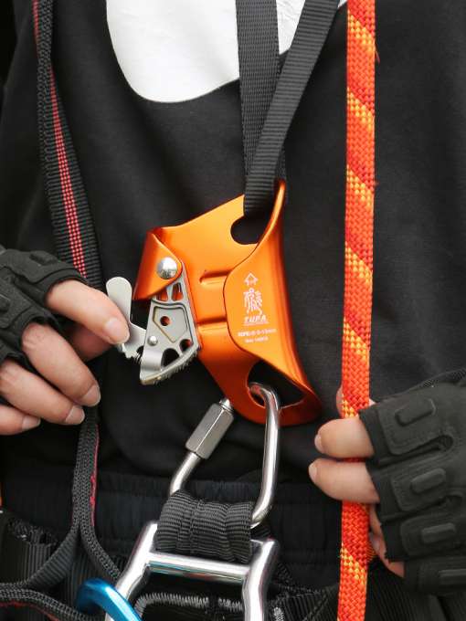 Outdoor-Rock-Climbing-SRT-Professional-Chest-Ascender-Device-Mountaineer-Chest-Ascender-Climbing-Rope-Tools-1 – saadaval Tootemaailm e-kaubamajas
