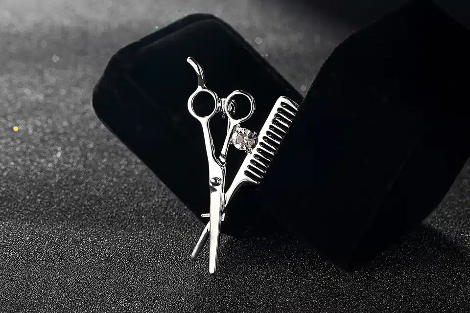 Tool Jewelry Scissors Combs Brooch For Personality Women Broches Collar Accessoris Hijab Pins For Esmalte De Unhas Relogio Vaz 12