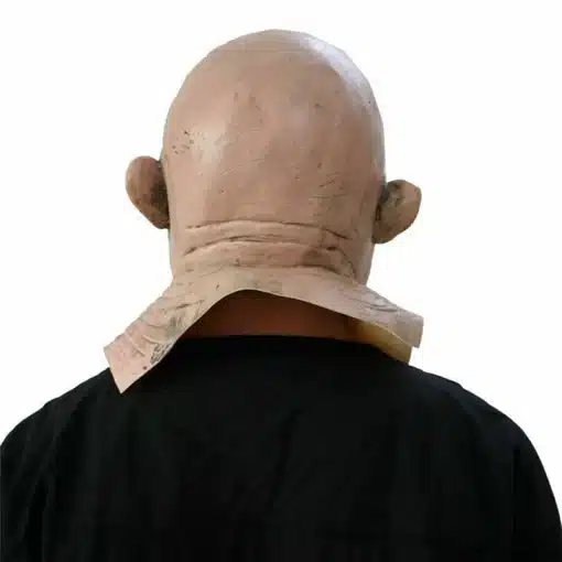 lateksist mask, mis katab pea ja kaela, kujutades kiilakat pead suurte kõrvadega