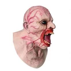 hirmutav mask veresoonte ja avatud suuga