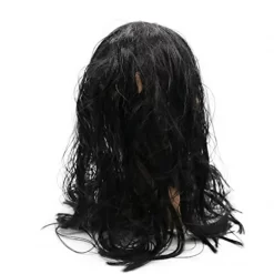 mustade sassis juustega mask, millel on veretilgad