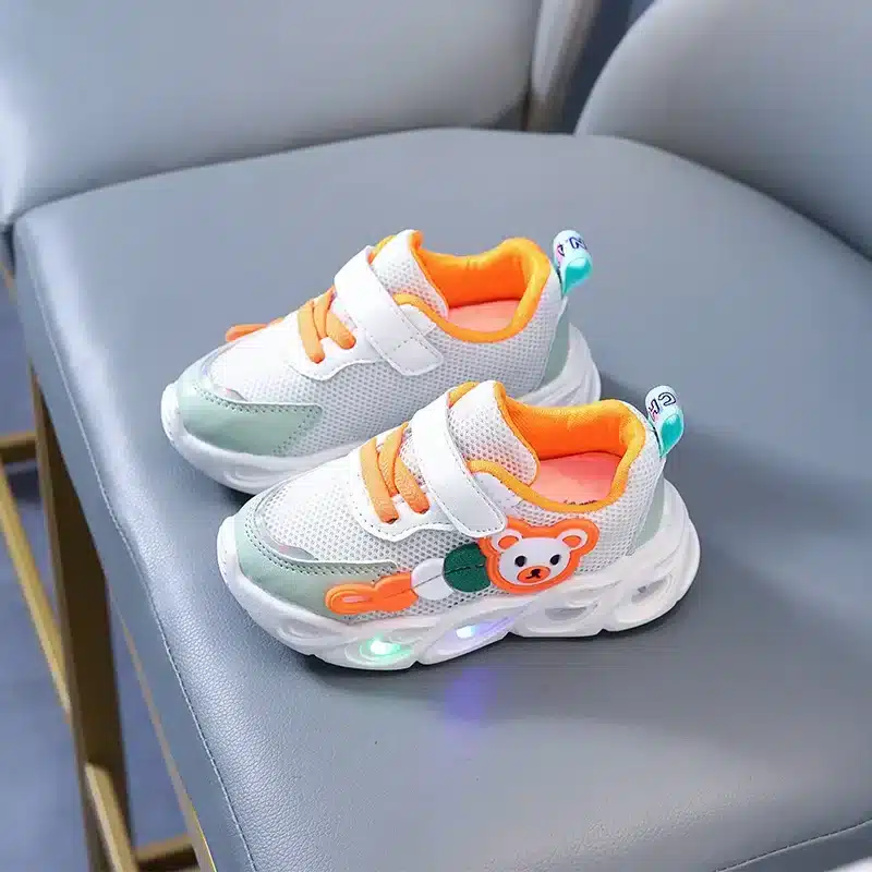 2023-Autumn-Luminous-Sneakers-for-Girls-Boys-Led-Light-Up-Casual-Shoes-Kids-Breathable-Mesh-Sports-3 – saadaval Tootemaailm e-kaubamajas