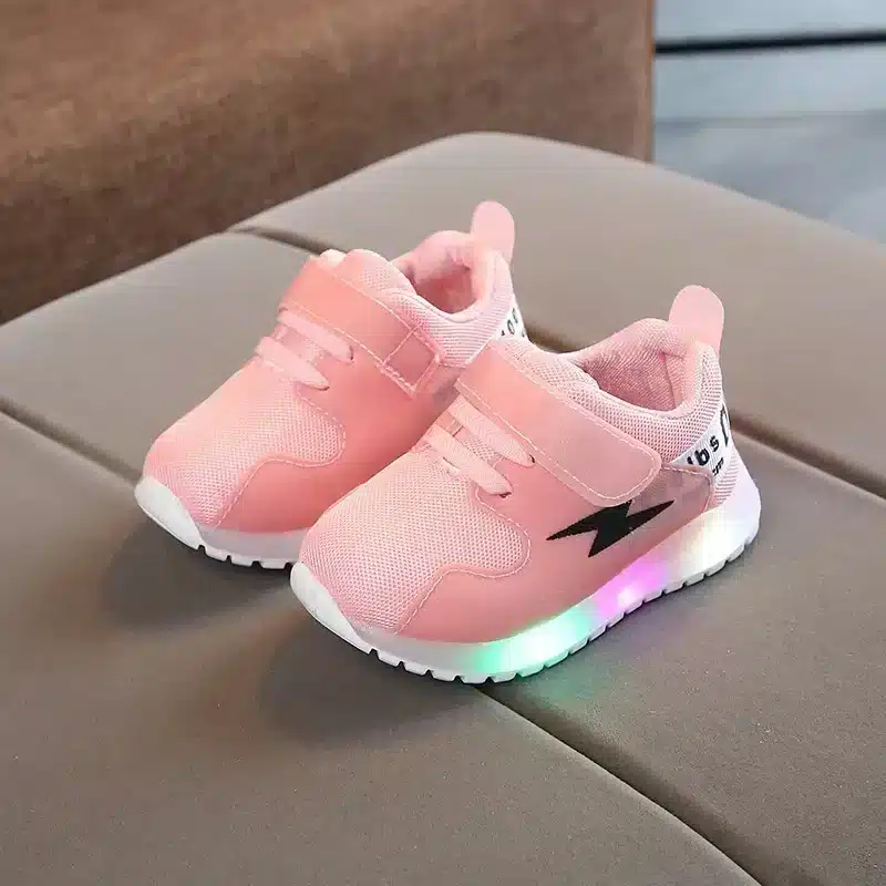 Kid-Tennis-2023-Spring-And-Autumn-Children-LED-Sneakers-Boys-Glowing-Shoes-kids-Baby-Girls-Toddler-2 – saadaval Tootemaailm e-kaubamajas