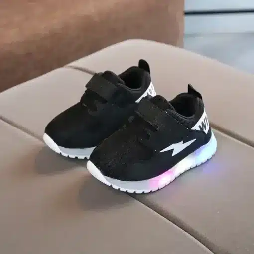 Kid-Tennis-2023-Spring-And-Autumn-Children-LED-Sneakers-Boys-Glowing-Shoes-kids-Baby-Girls-Toddler-3 – saadaval Tootemaailm e-kaubamajas